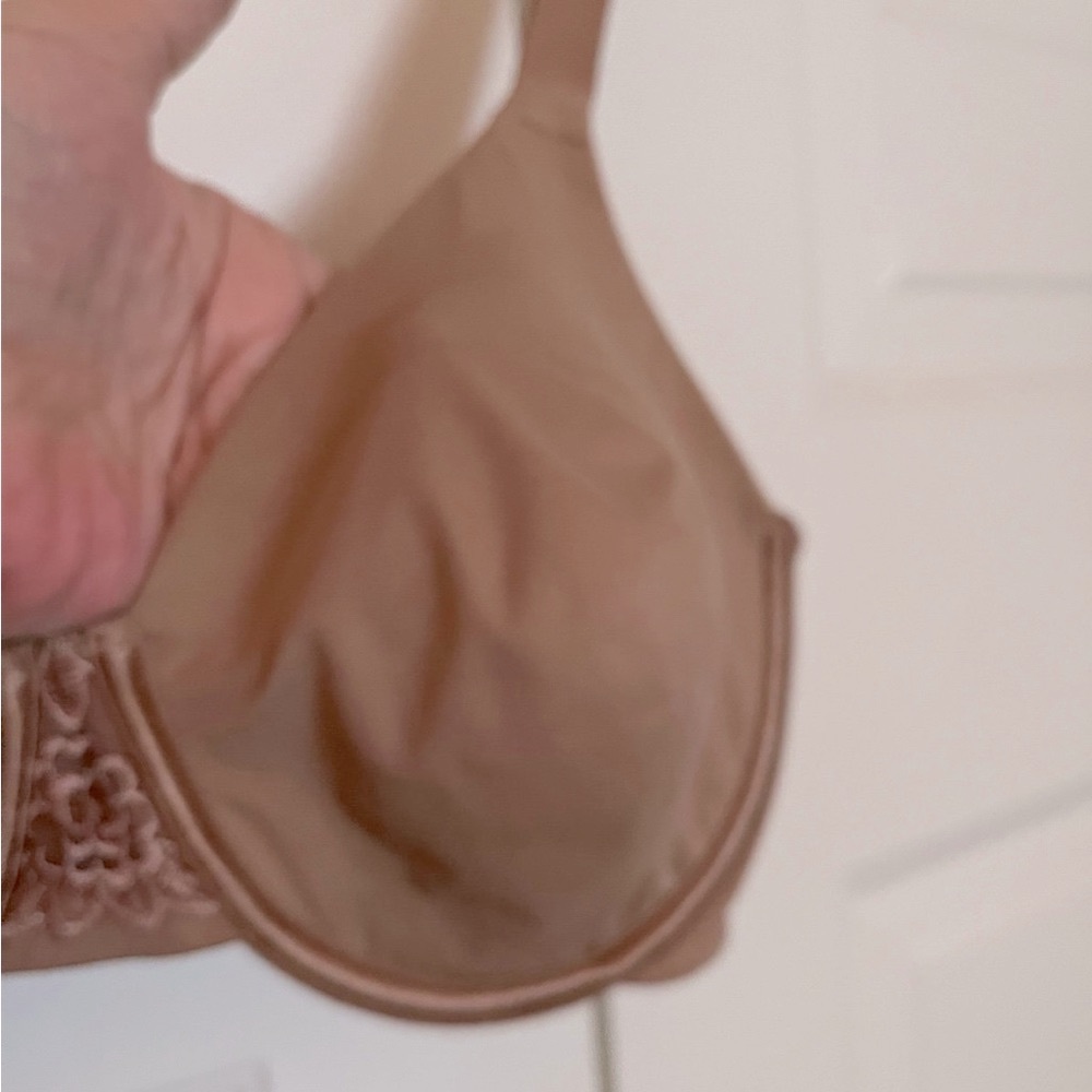 Vanity Fair 36D Soft Cup Underwire Bra - Picture 3 of 7